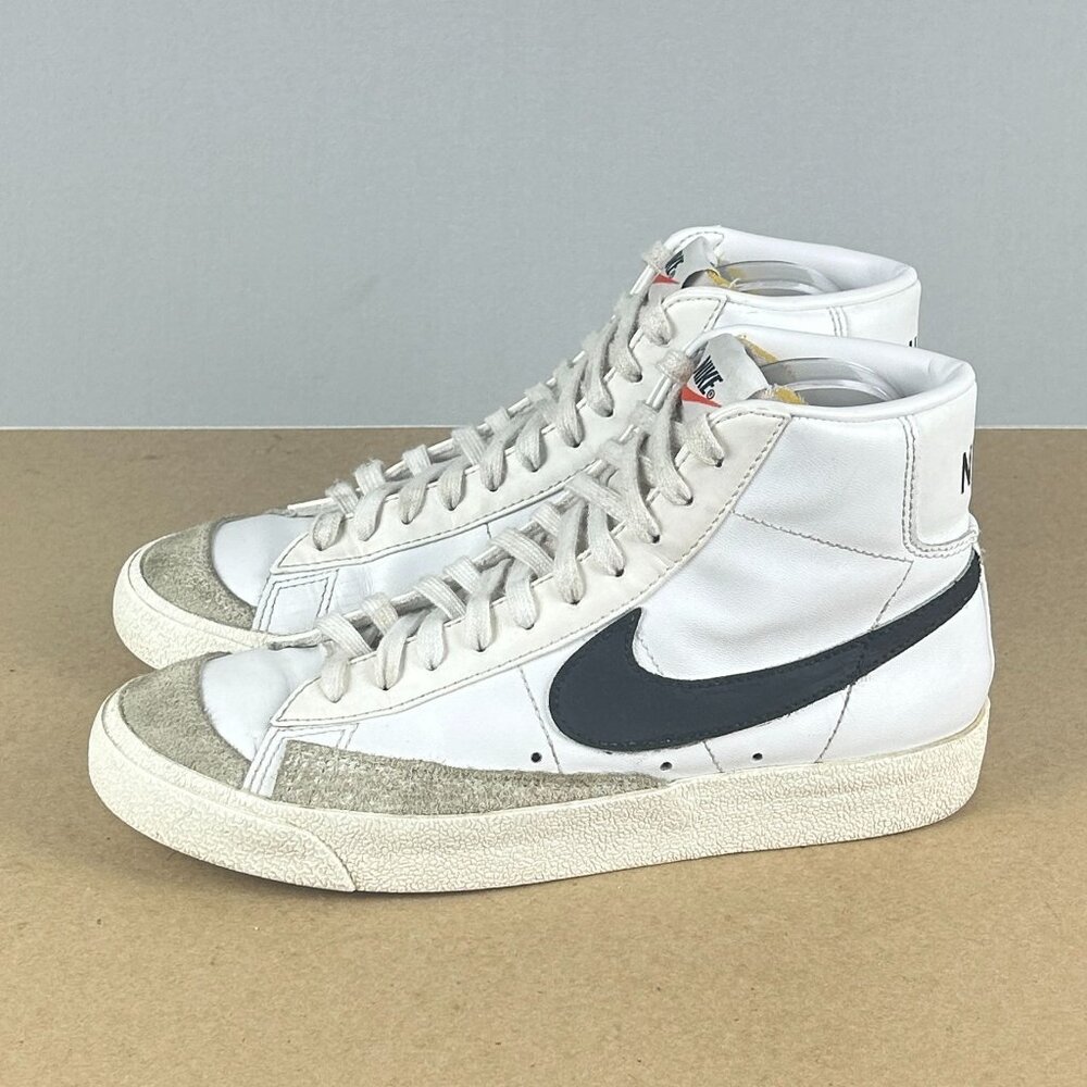 Nike Blazer Mid 77 Leather Athletic Shoes Womens 7.5 White Black Lace Up